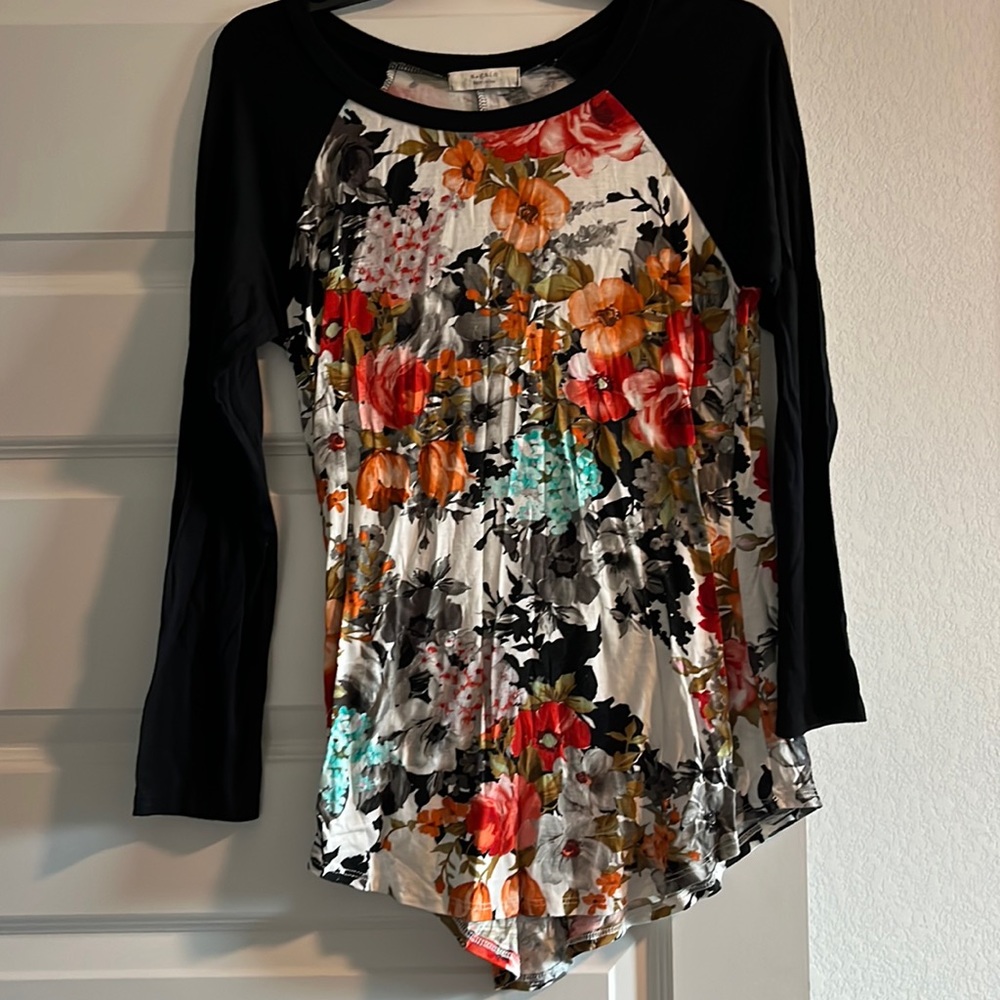 Long Sleeve Floral Top size medium